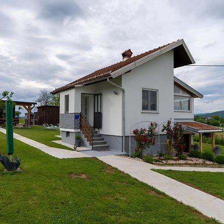 Villa Kuca Za Odmor Belina Otočac Exterior foto