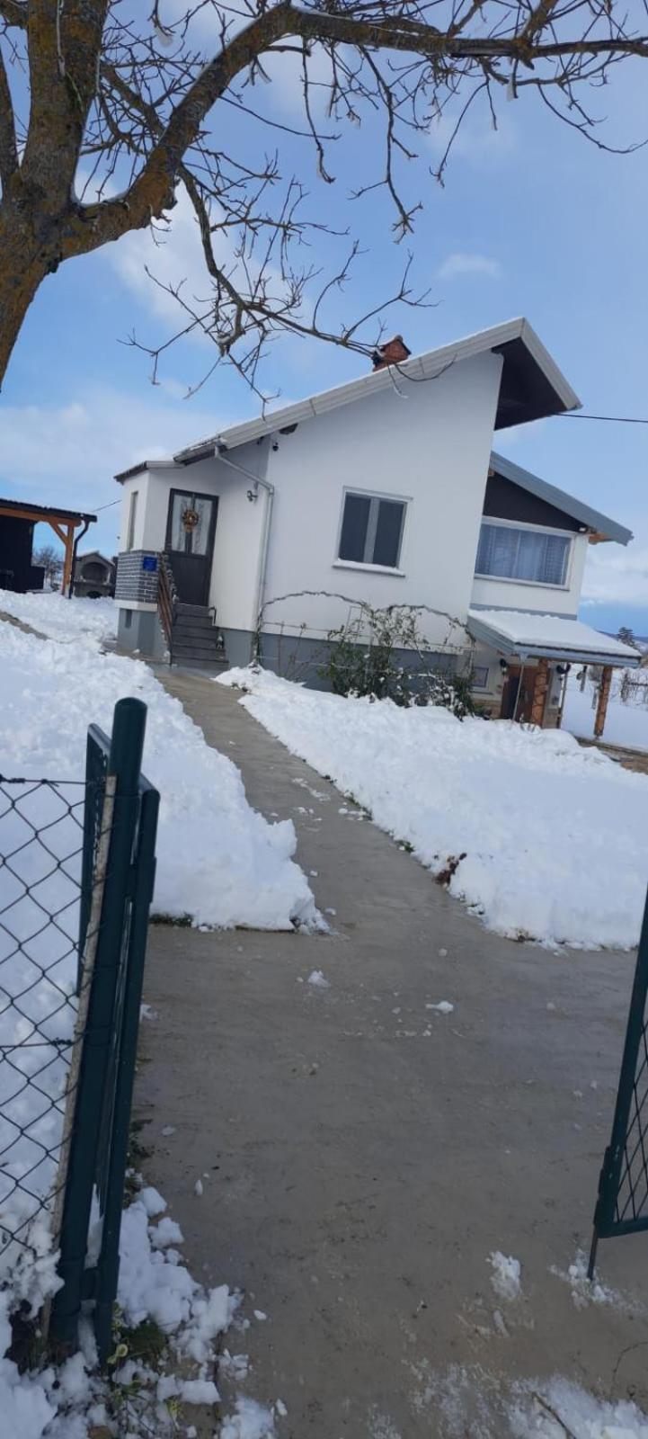 Villa Kuca Za Odmor Belina Otočac Exterior foto