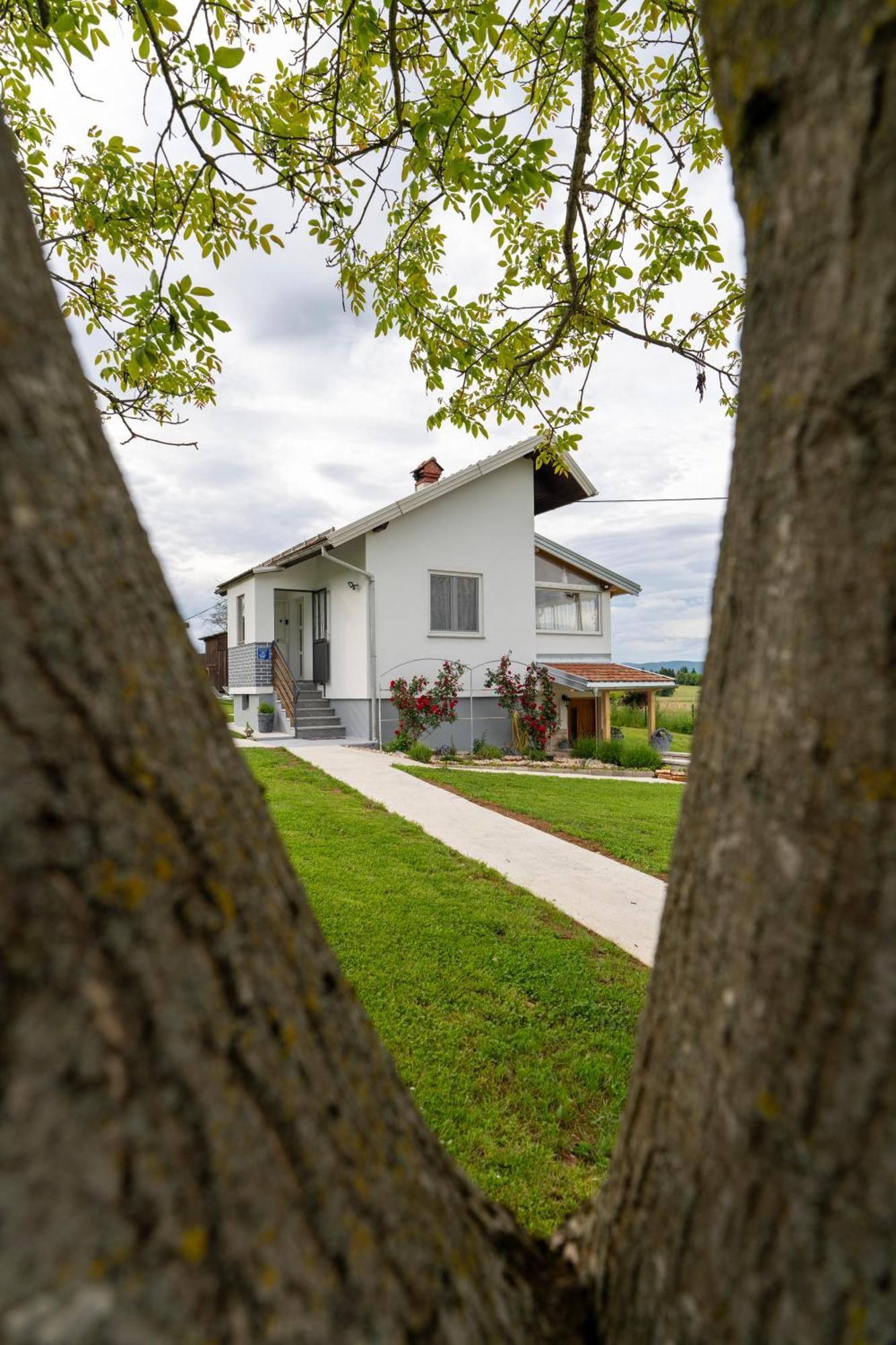 Villa Kuca Za Odmor Belina Otočac Exterior foto